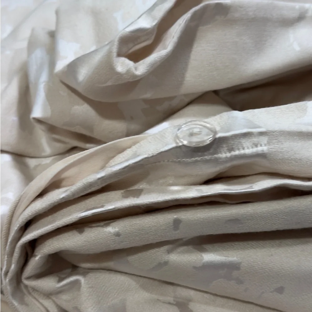 Donna Karan Cream Duvet Cover